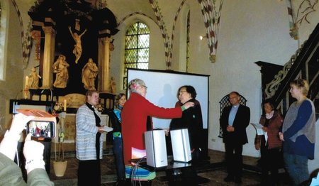 Petra Kallies, Maren Wienberg, Yasemin Düzen, Jochen Schultz, Silke Meyer, Kerstin Knickrehm und zwei weitere Frauen