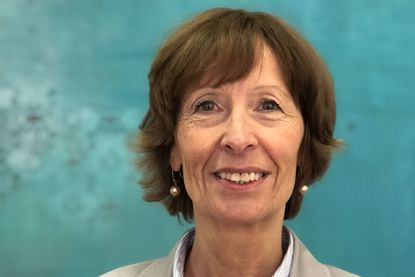 Angelika Lichtenthäler Angelika Lichtenthäler Ansprechpartnerin Sekretariat Lübeck und für die Beratung von Mutter-Kind-Kuren