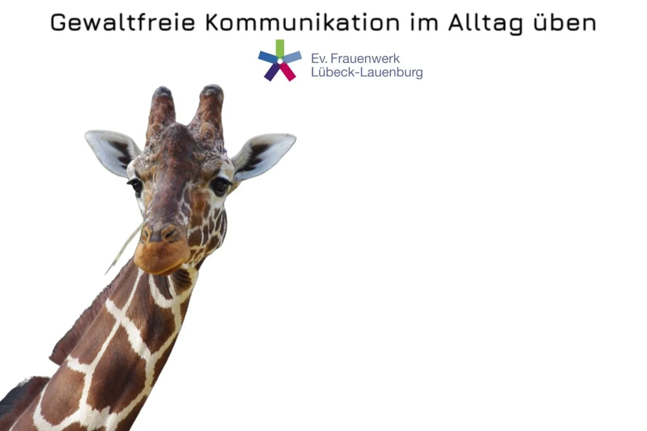 Giraffe mit Frauenwerkslogo 