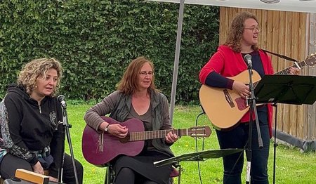 3 Frauen der Tontalente
