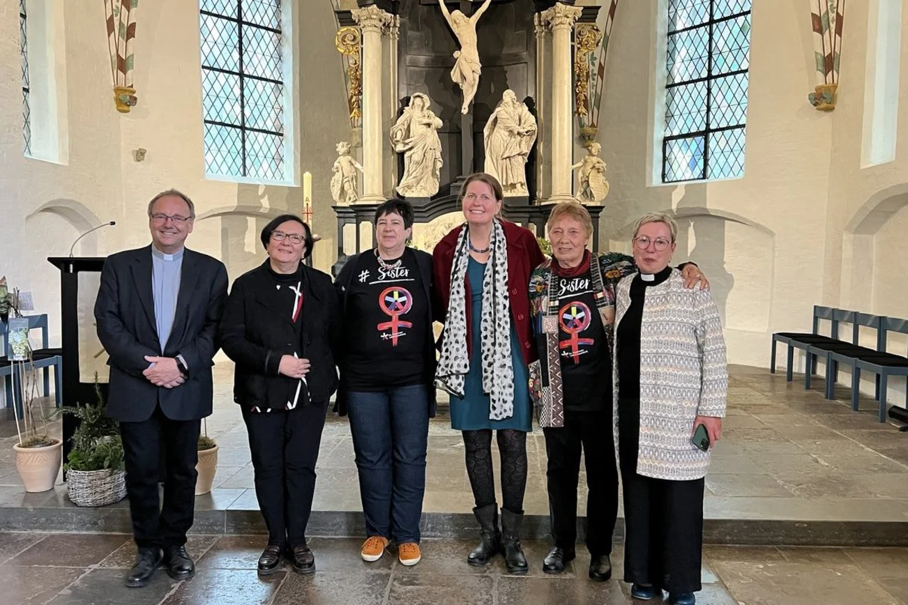 Pastor Jochen Schultz, Yasemin Düzen, Gisela Wruck, Silke Meyer, Gisela Bald, Pröpstin Petra Kallies
